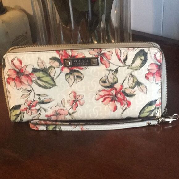 Guess Floral Print Zip Around Wallet - Picture 1 of 5